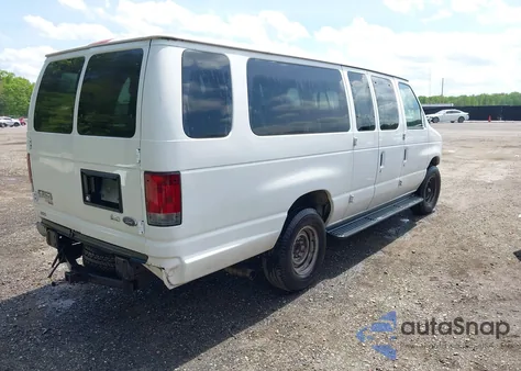2010 Ford E-350 Super Duty Xl/Xlt z USA, uszkodzony, nr VIN 1FBSS3BL9ADA64208